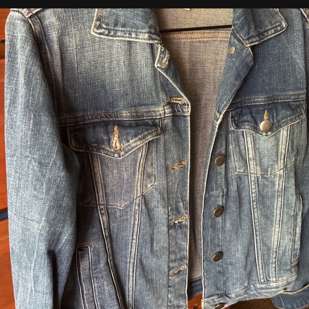 Jacket - Picture 4 of 6